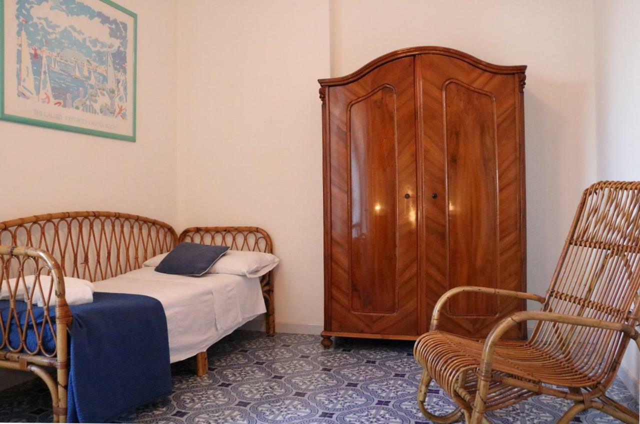 Villa Del Melograno Patti Kültér fotó