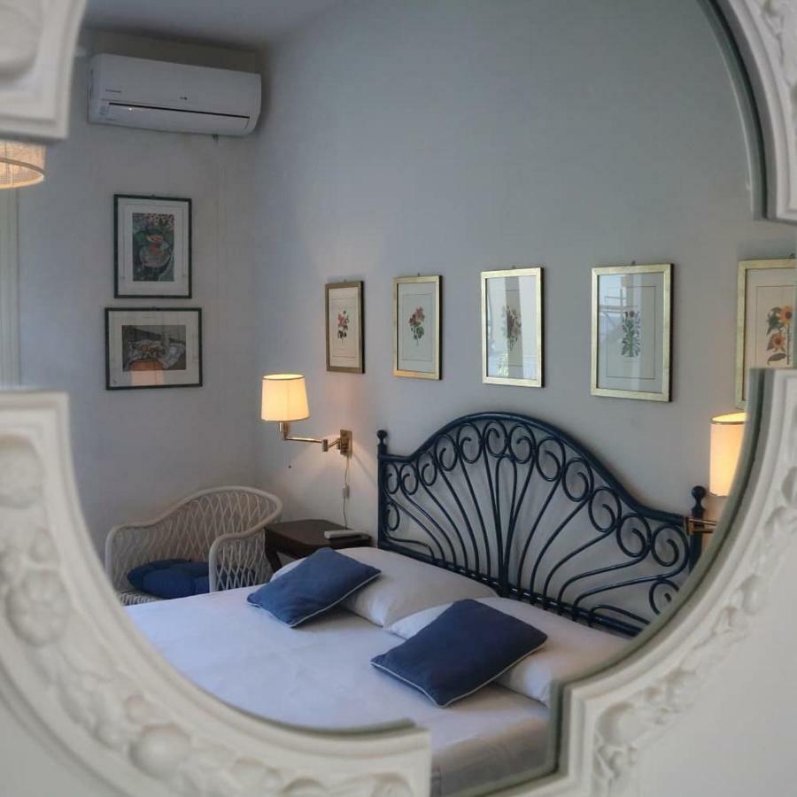 Villa Del Melograno Patti Kültér fotó