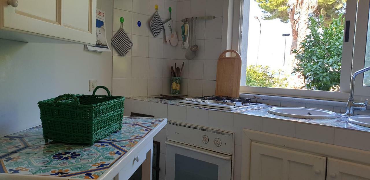 Villa Del Melograno Patti Kültér fotó